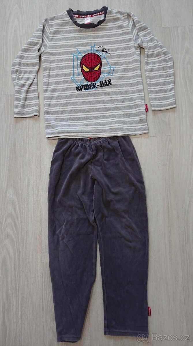 Pyžamo C&A Spiderman vel. 134-140 cm - 2