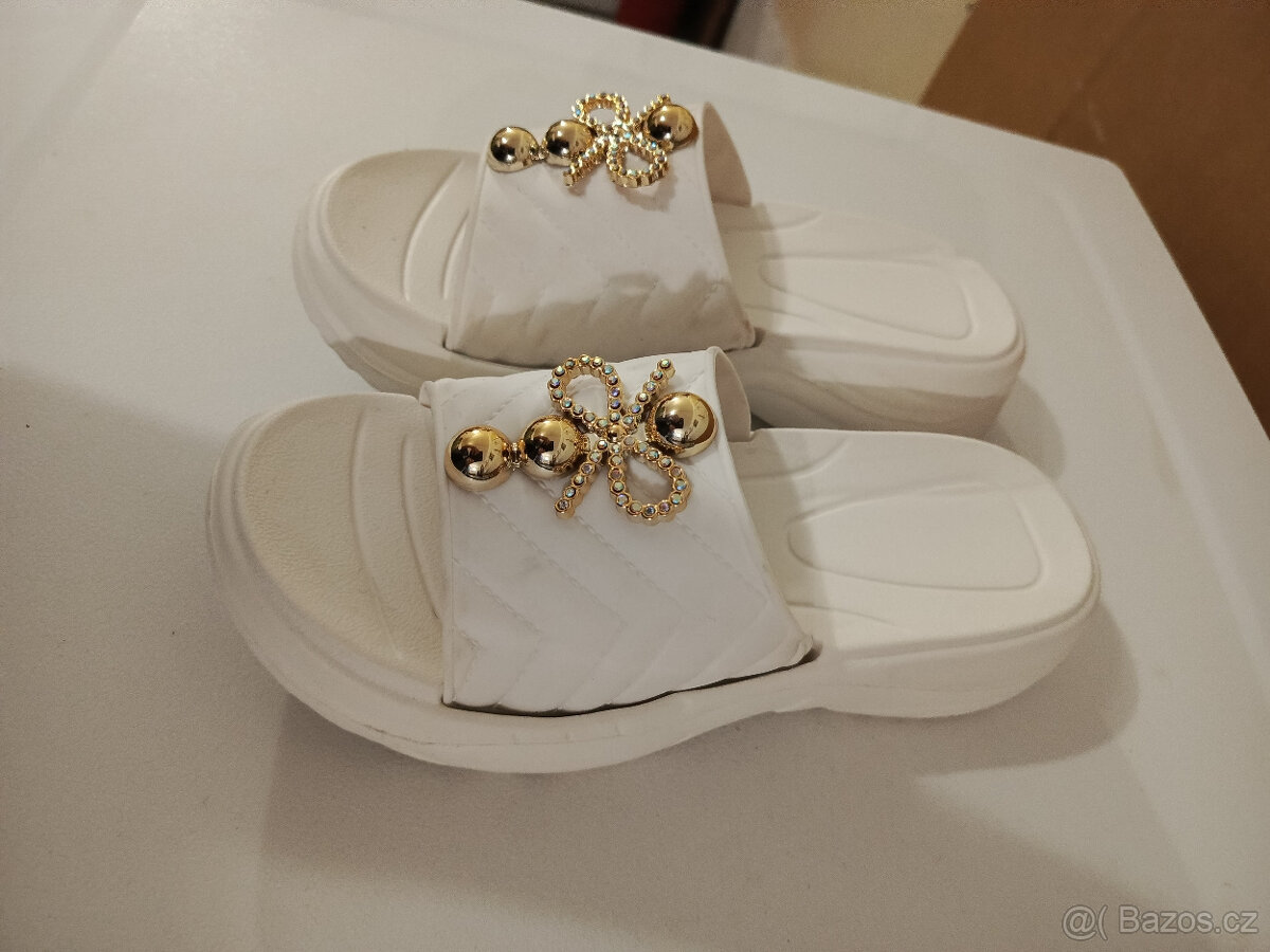 Prodám dámské nazouvaky - 2