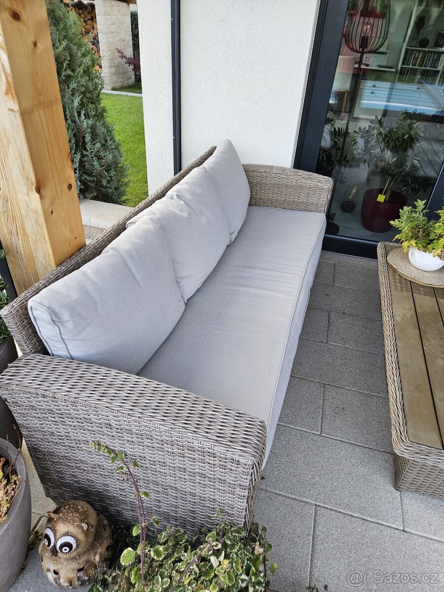 Ratanova sedací souprava s polstry - 2