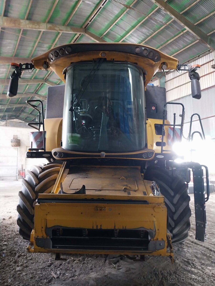 Kombajn New Holland CX8.70 - 2