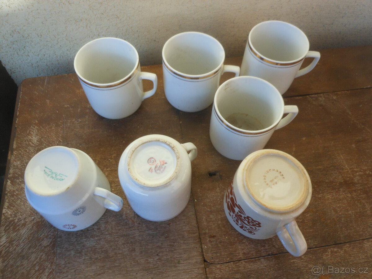 Staré retro hrnky - 7x - 2