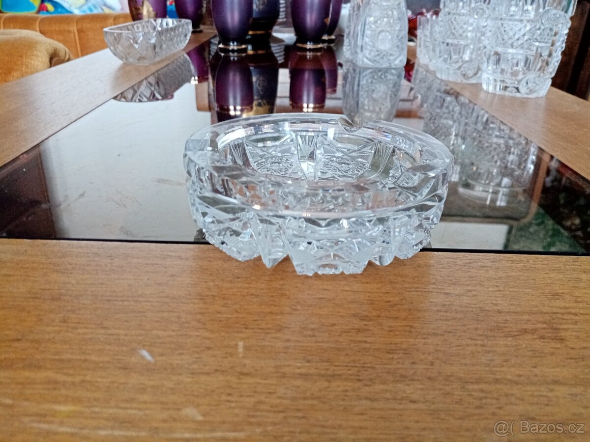 Brouseny popelnik - 2