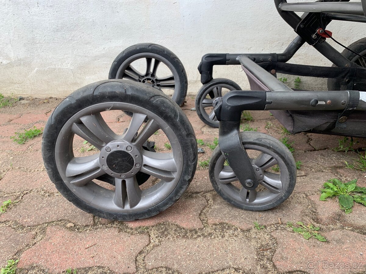 Kočárek Gesslein za kafe. - 2