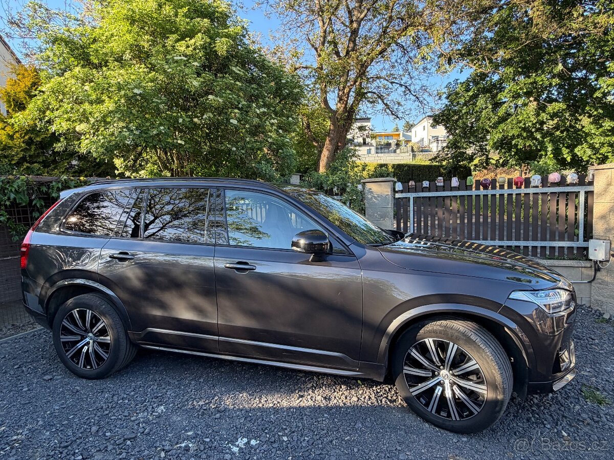 Volvo XC90 - 2
