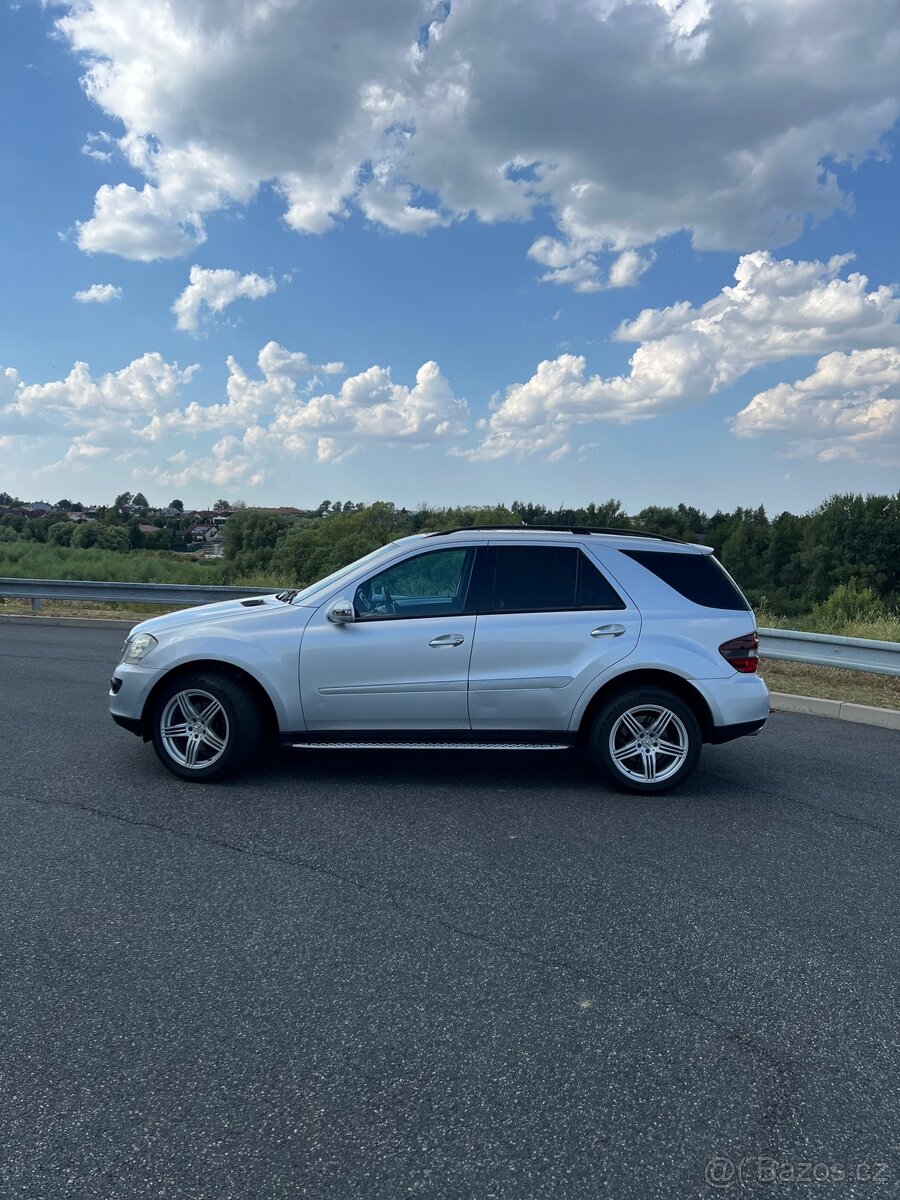Mercedes Benz ML320cdi 165kw - 2