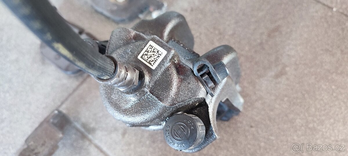 BMW zadní brzdiče pro kotouče 330/20 z F3x, E9x - 2