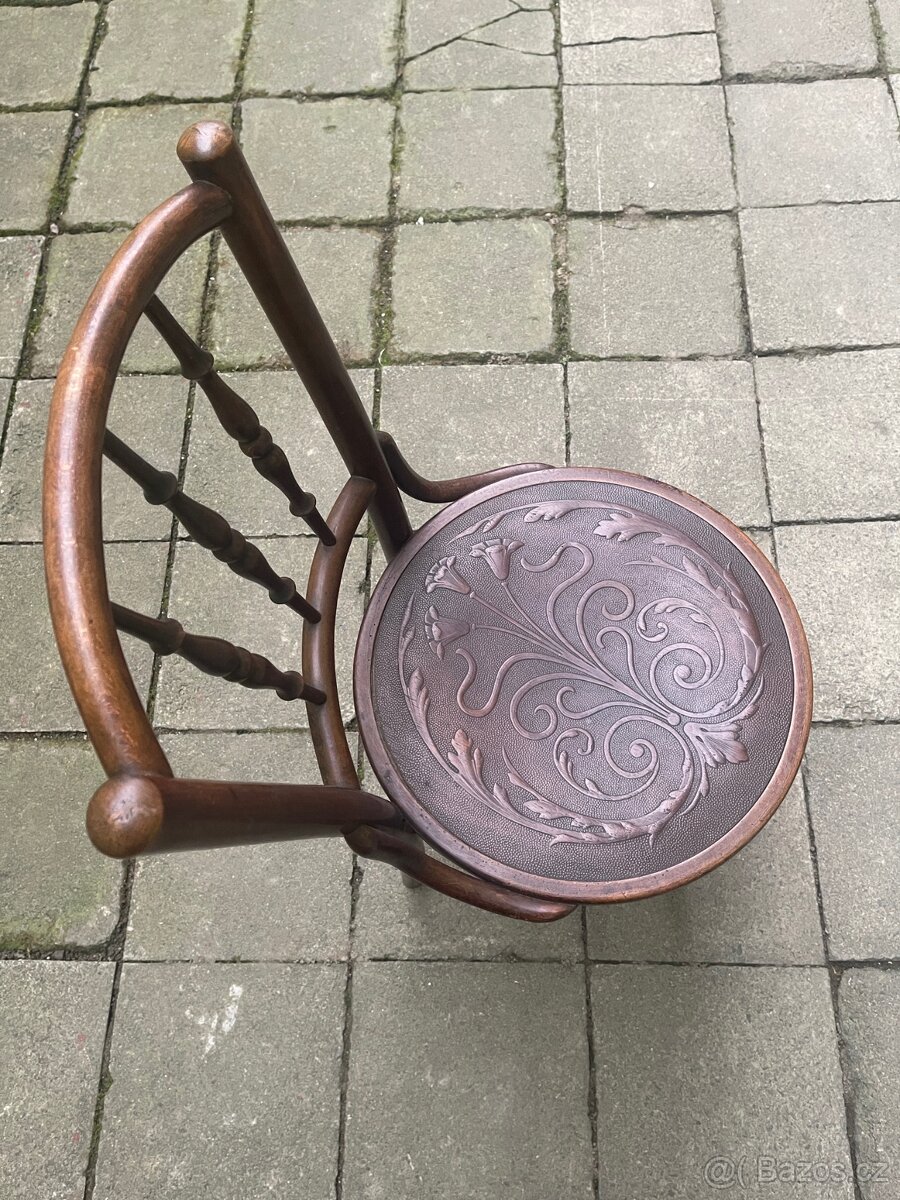 Starožitná židle - 2