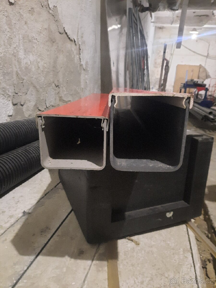 Plastové kabelové žlaby zemní s vikem - 2