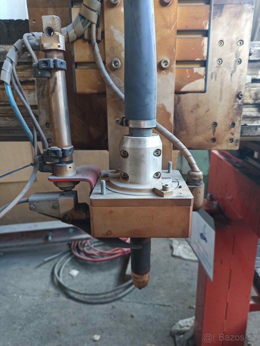 CNC plazmový řezací stroj DIAMS Bratislava DP4020 - 2