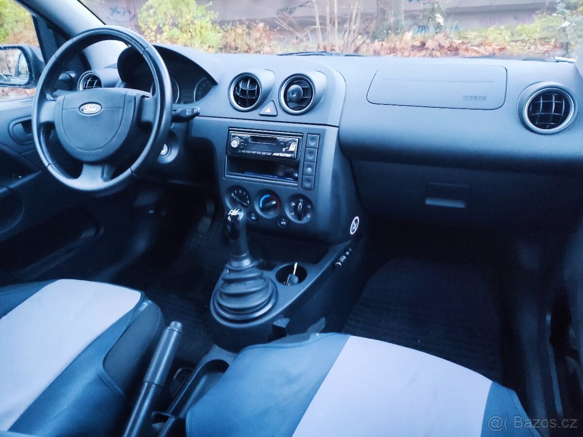 Fiesta 1.4 benzín, 99 600 0km - 2