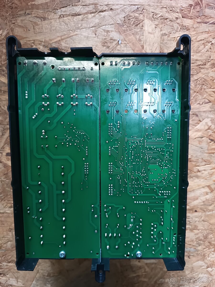 Řídící jednotka A445 - 2
