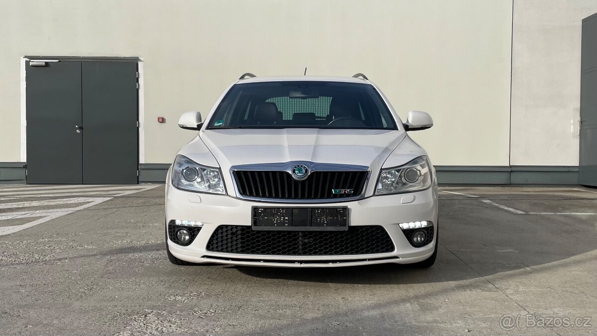 ŠKODA OCTAVIA 2.0TDi RS 125kW 1.MAJITEL - 2
