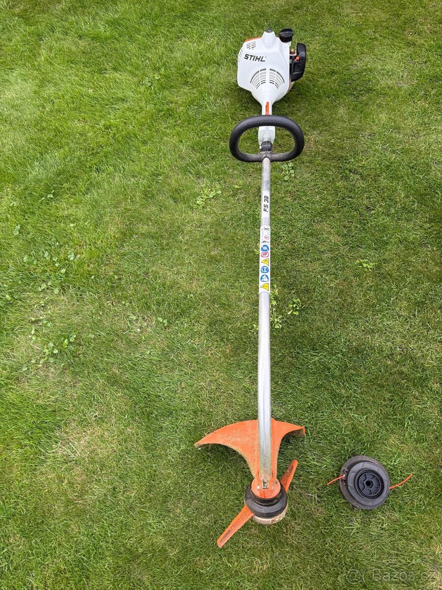 STIHL: zahradní křovinořez FS38 a foukač SH86 - 2