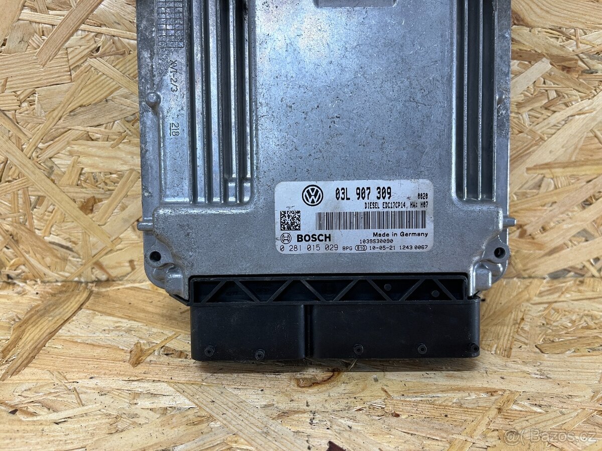 ŘÍDICÍ JEDNOTKA MOTORU 03L907309 - 2