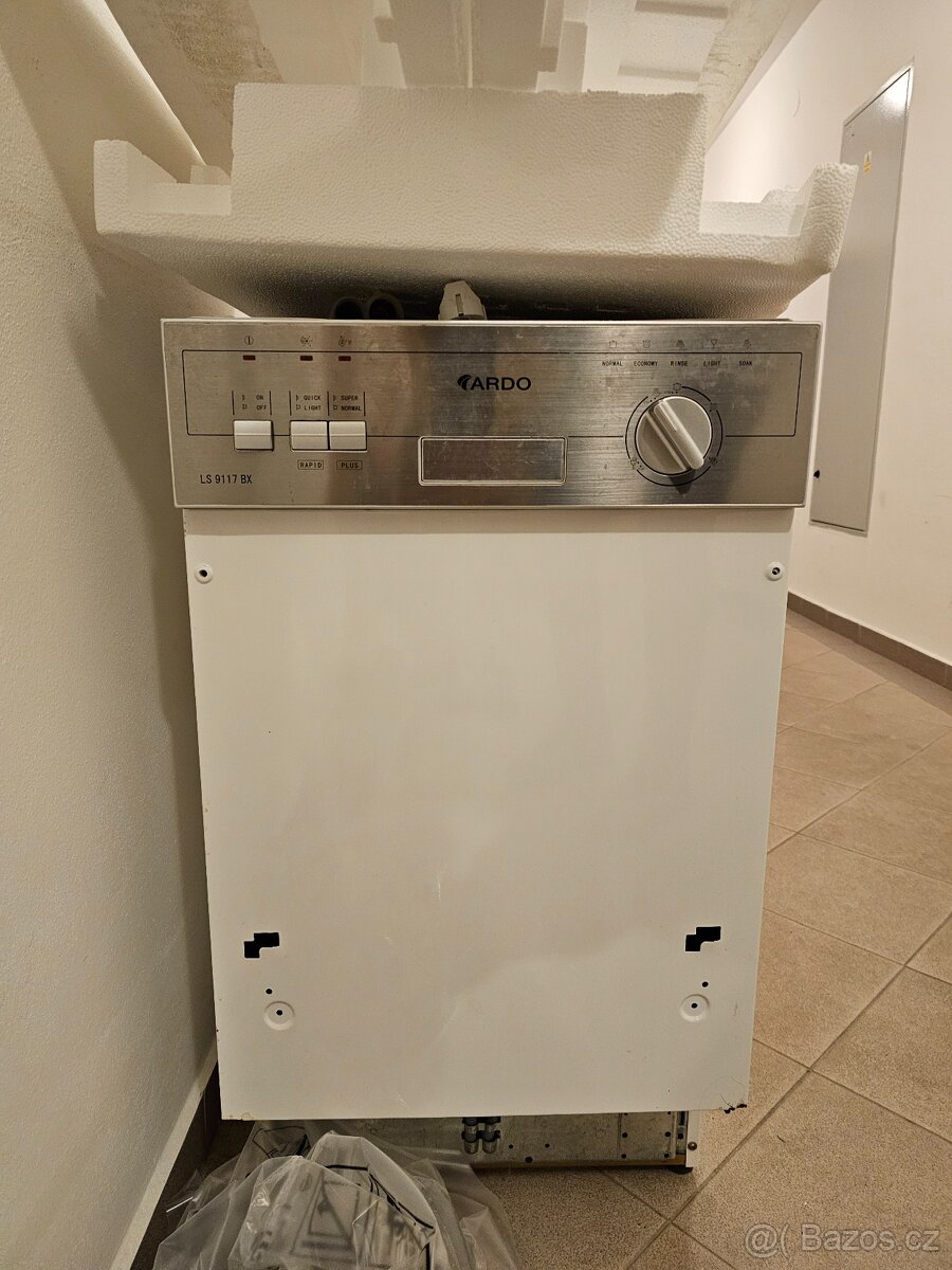 Myčka vestavná 45 cm ARDO - 2