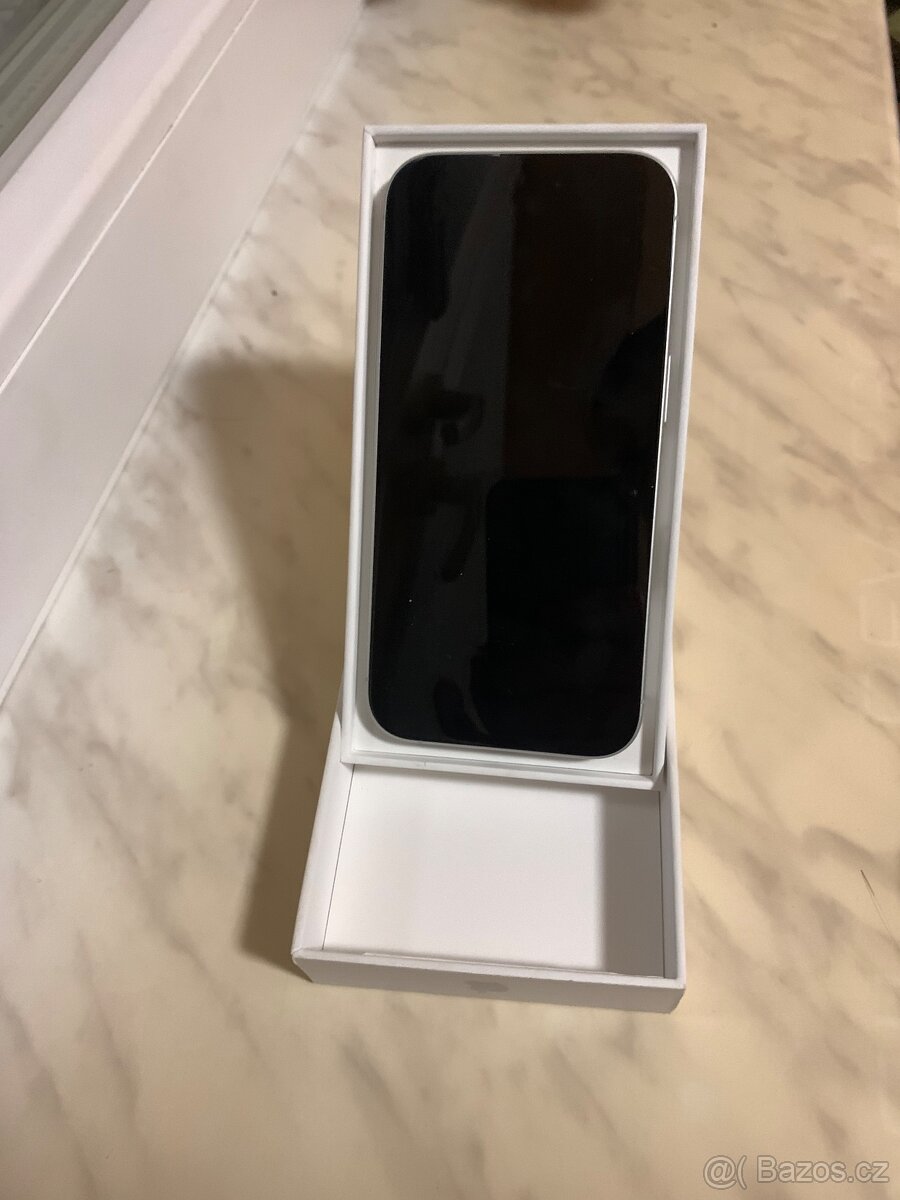 iPhone 16 White 128 - 2