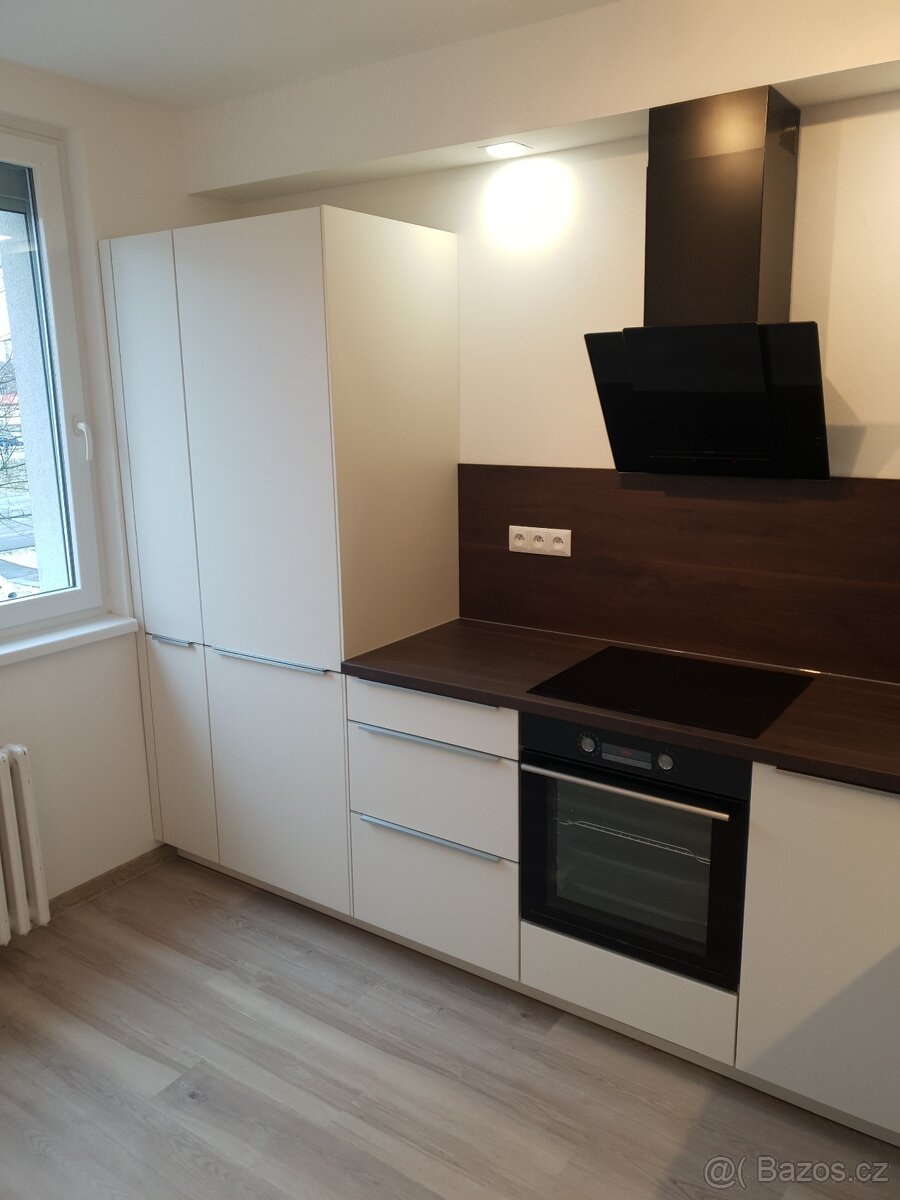 Byt 2+1, Ostrava Poruba, ul. Podroužková - 2