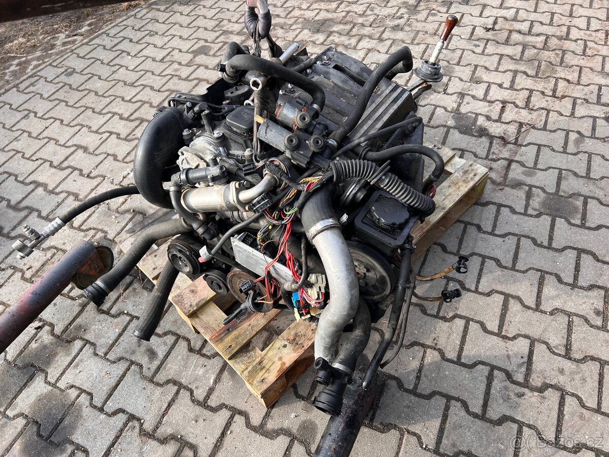 Kompletní motor BMW 320D 100KW M47 - 2