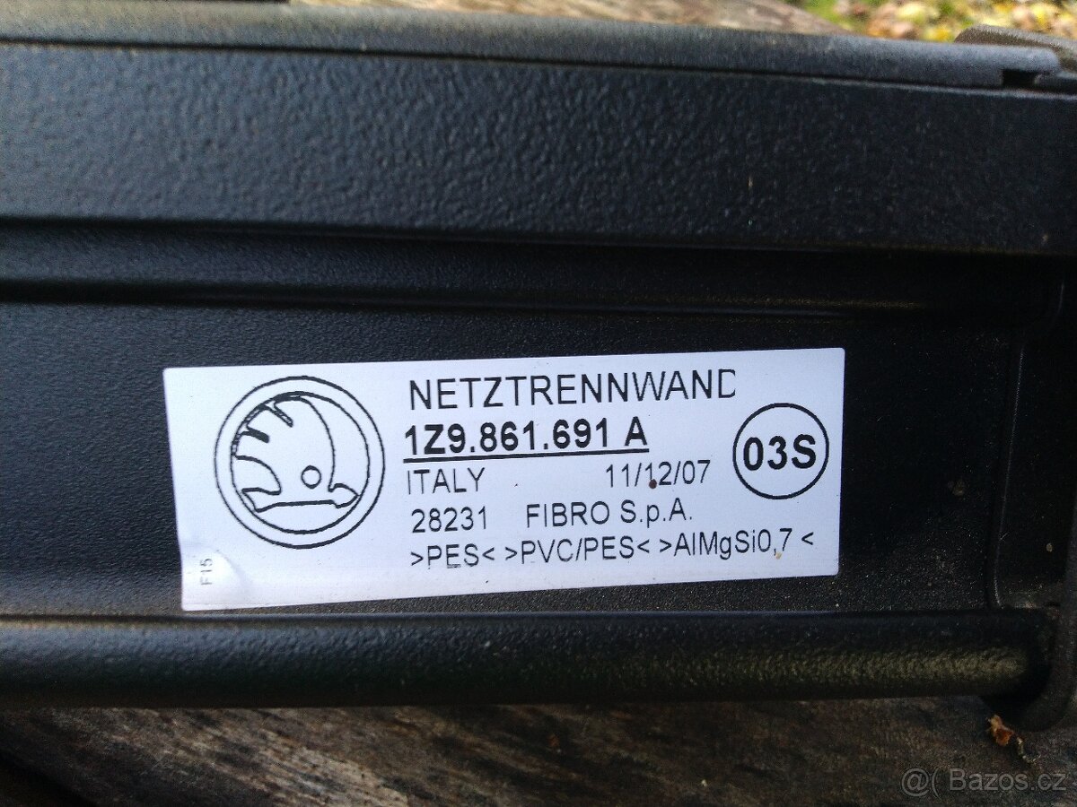 Škoda Octavia II Combi - přídavná síť, mříž - 2