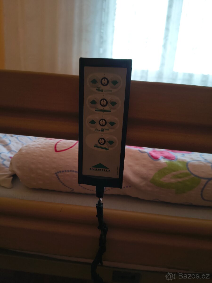 Zdravotní polohovací postel - 2