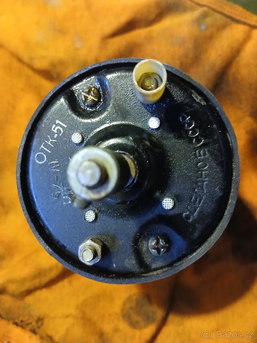 Moskvič, Lada, Volha - 2