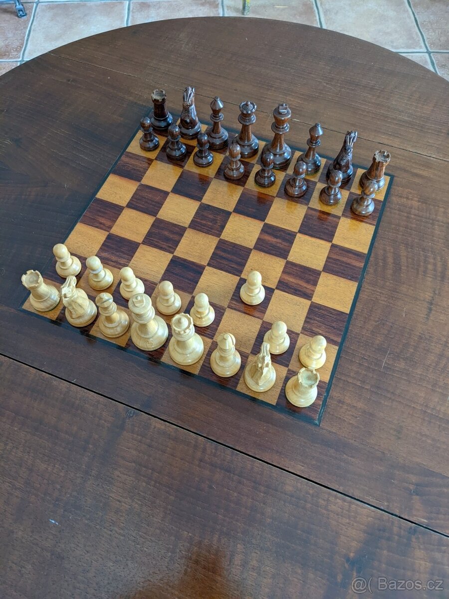 Šachový stůl - 2