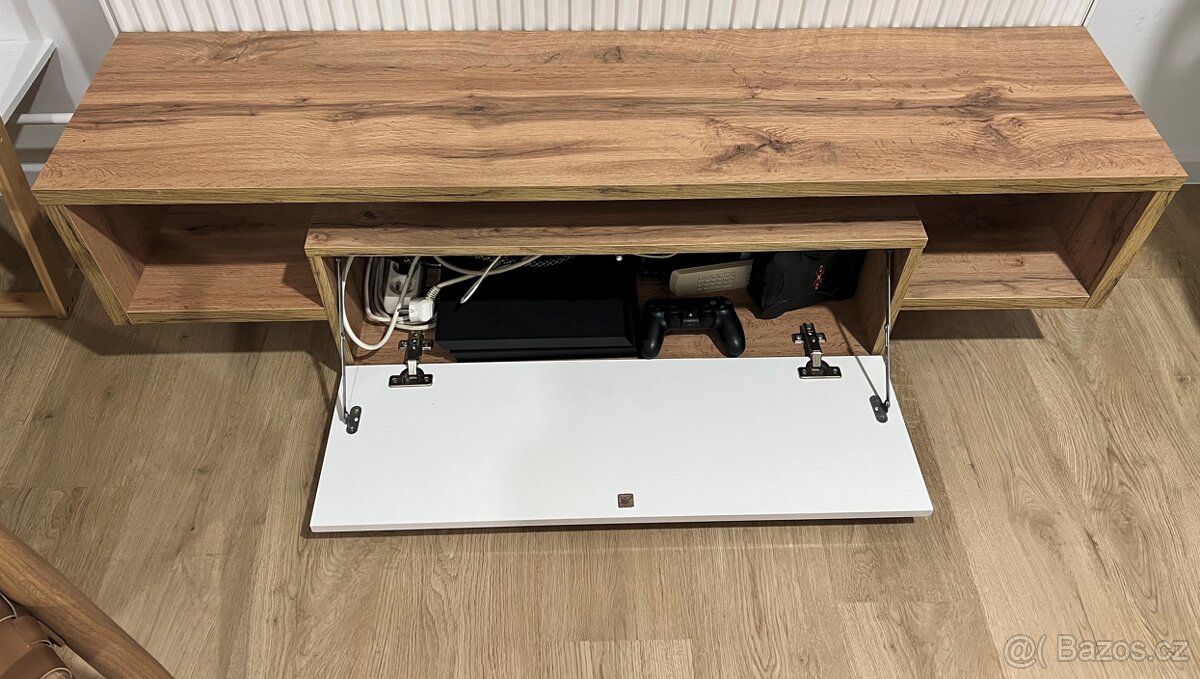 TV Stolek (TV Komoda) - 2