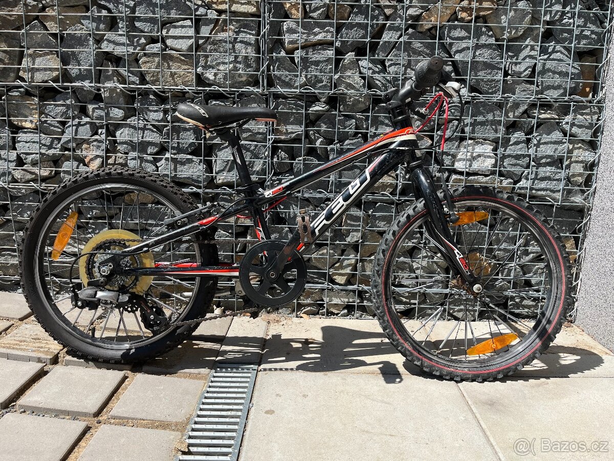 Horské kolo FELT 20" - 2