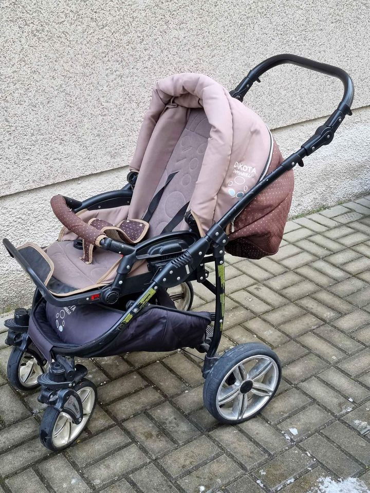 Prodám kočárek - trojkombinace - 2