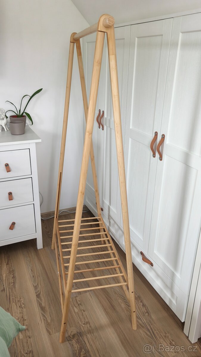 Věšák na ramínka JYSK skládací - 2