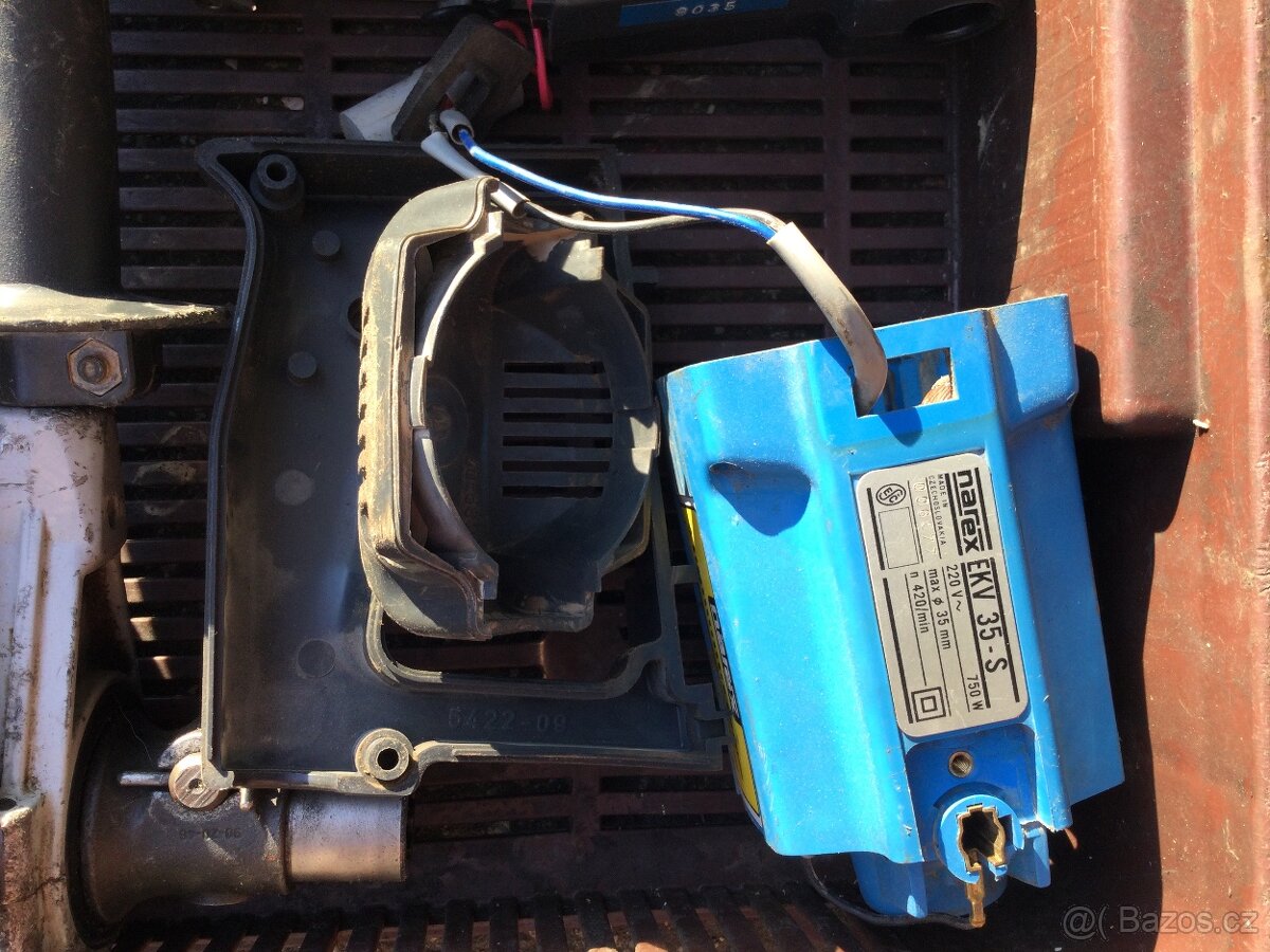 Prodám Narex vrtací kladiva díly +hroty - 2