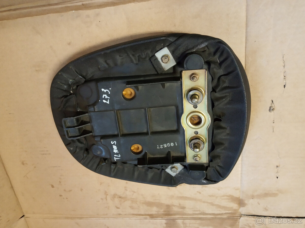 Suzuki TL 1000 S - sedlo spolujezdce - 2