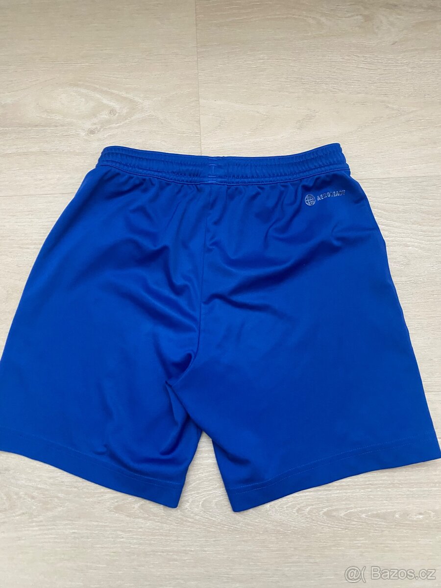 Kraťasy Adidas 134/140 - 2