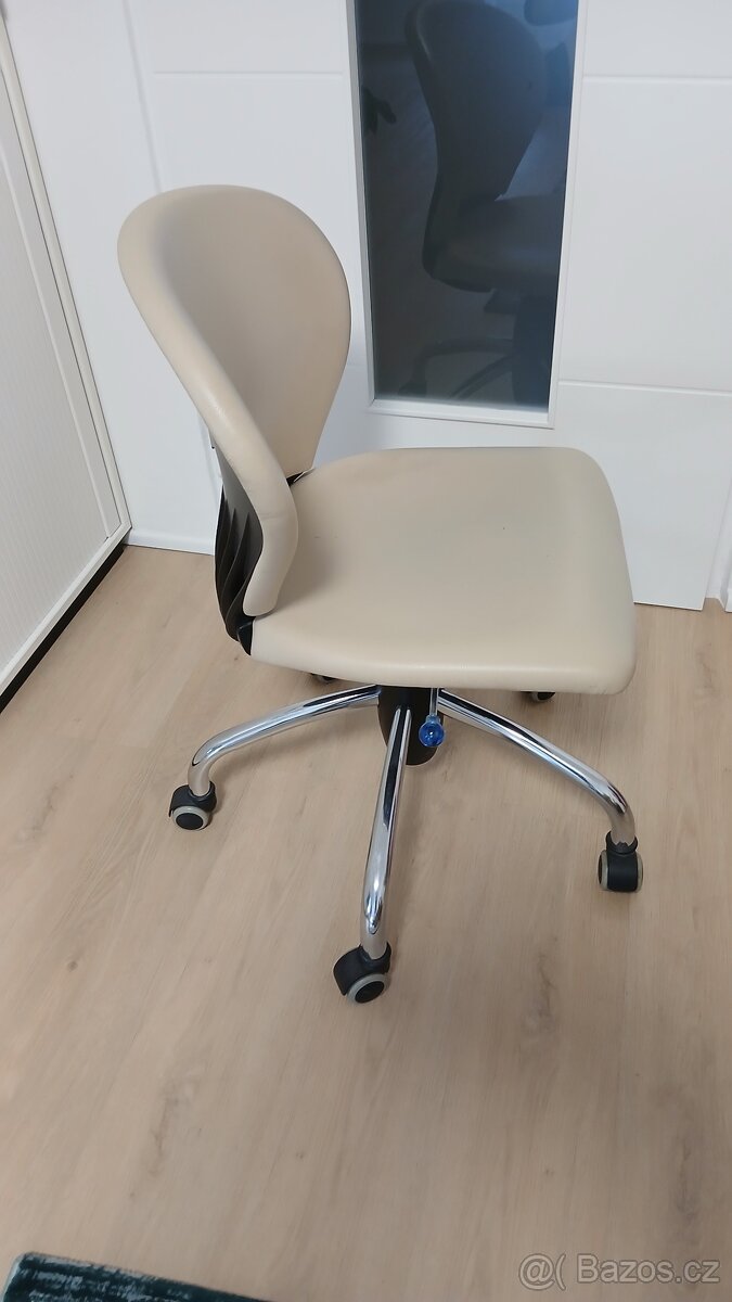 Kancelářské křeslo, židle - 2