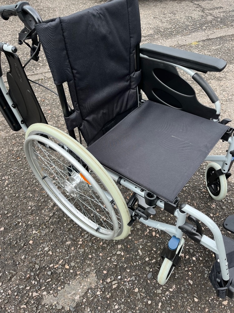 Invalidní vozík Invacare - Repas - 2