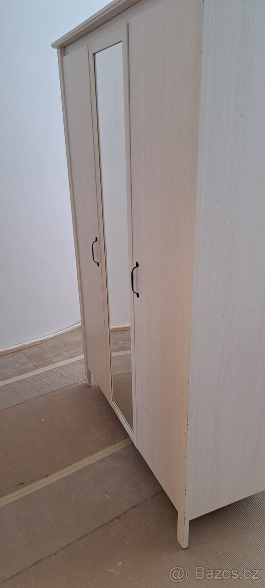 Skříň Brusali Ikea - 2
