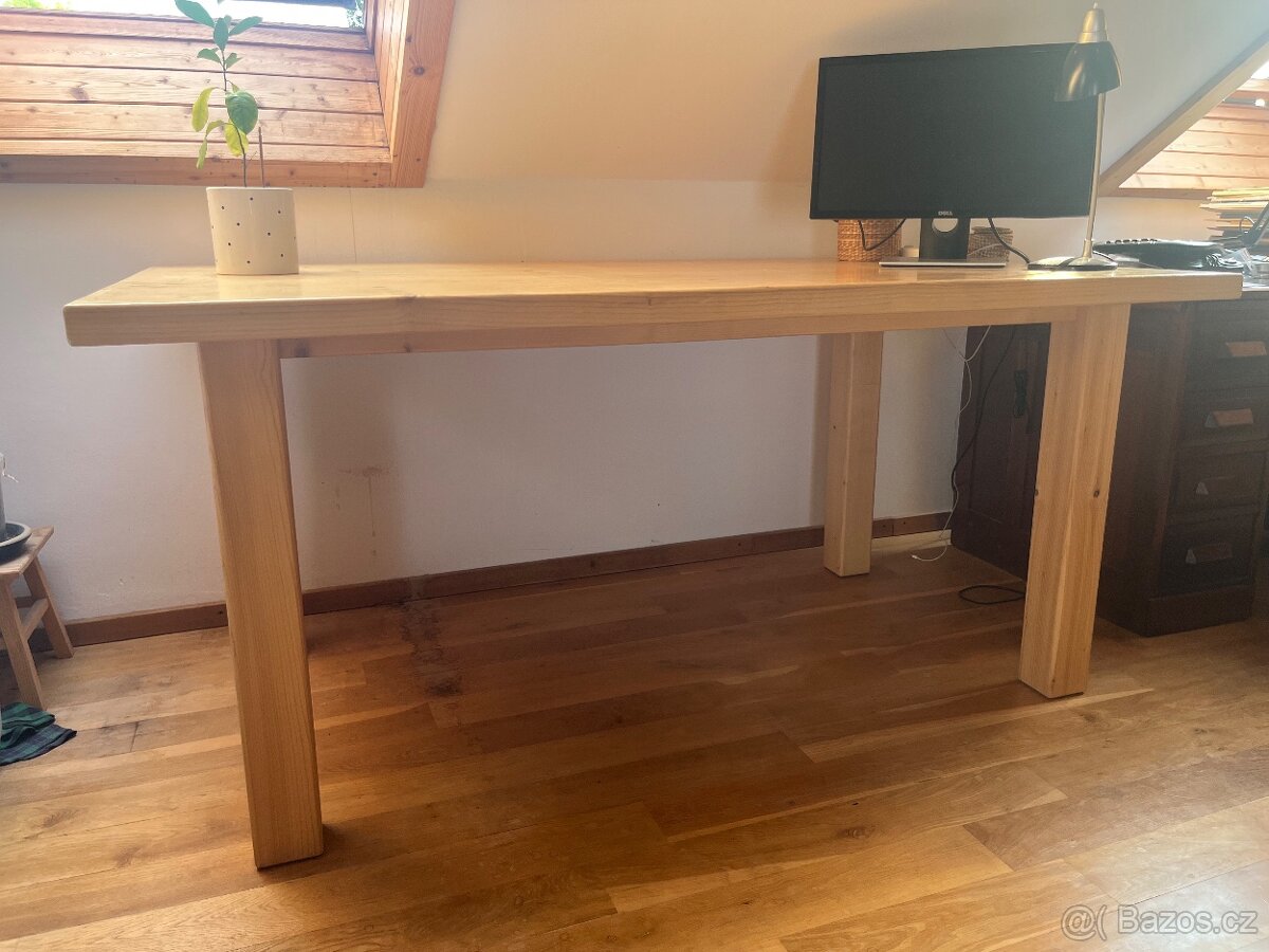 Masivní stůl - 2