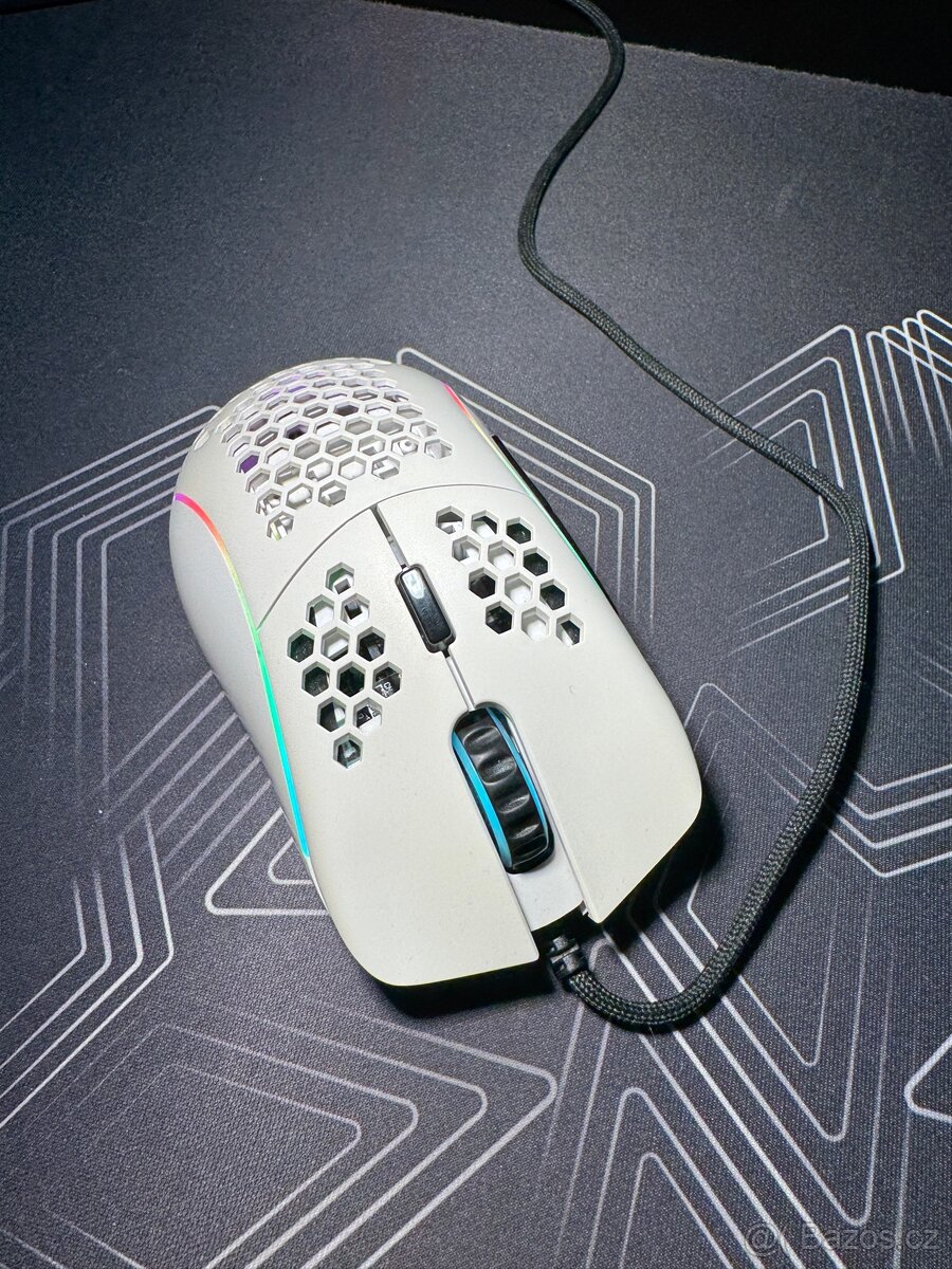 Myš Glorious model D Matte - 2