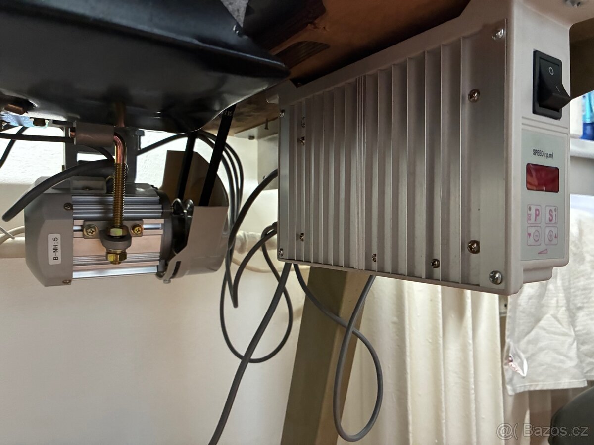 Průmyslový šicí stroj Seiko 5TH8BL - 2