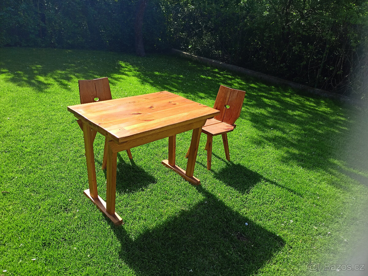 Selský, masivní stůl a dvě židle - 2