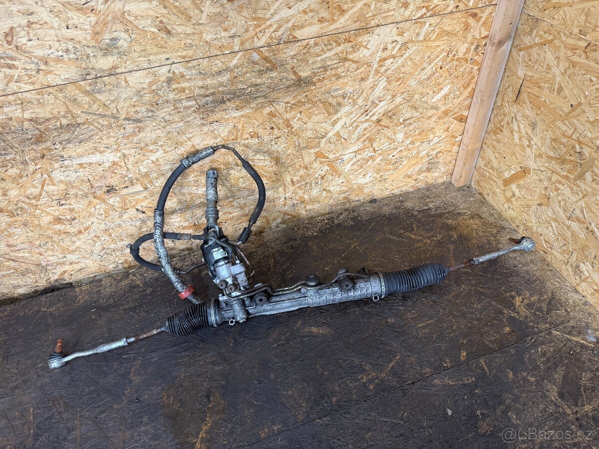 HŘEBEN ŘÍZENÍ SERVO ŘÍZENÍ MERCEDES W220 A2201101003 - 2