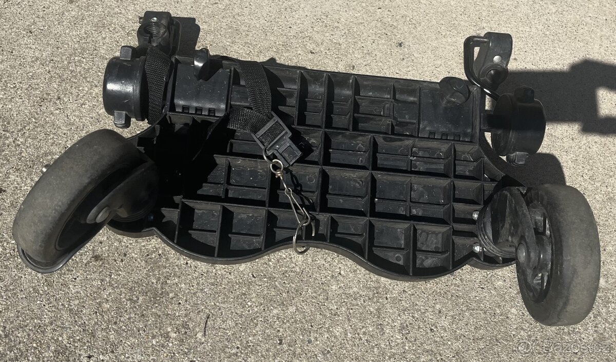 Stupátko ke kočárku - 2