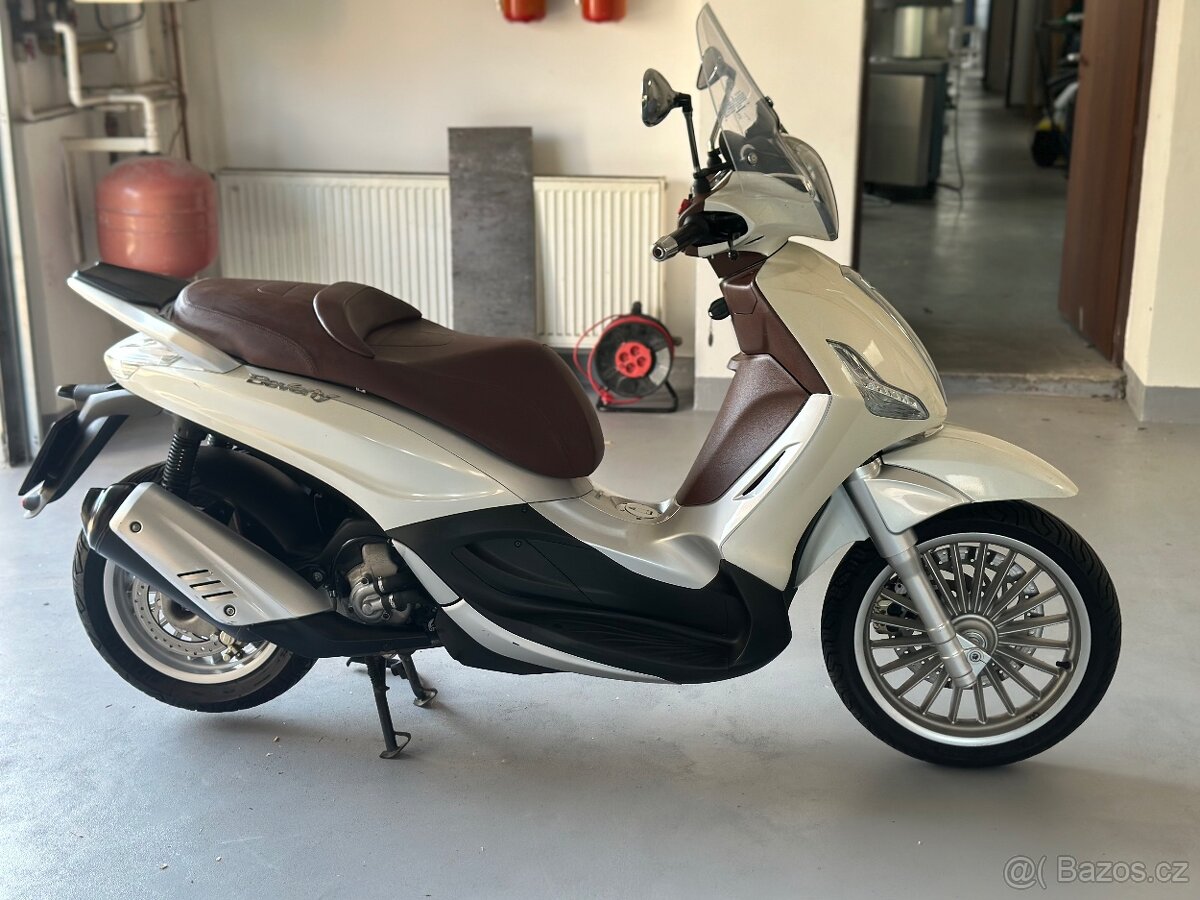 Piaggio Beverly 300 - 2