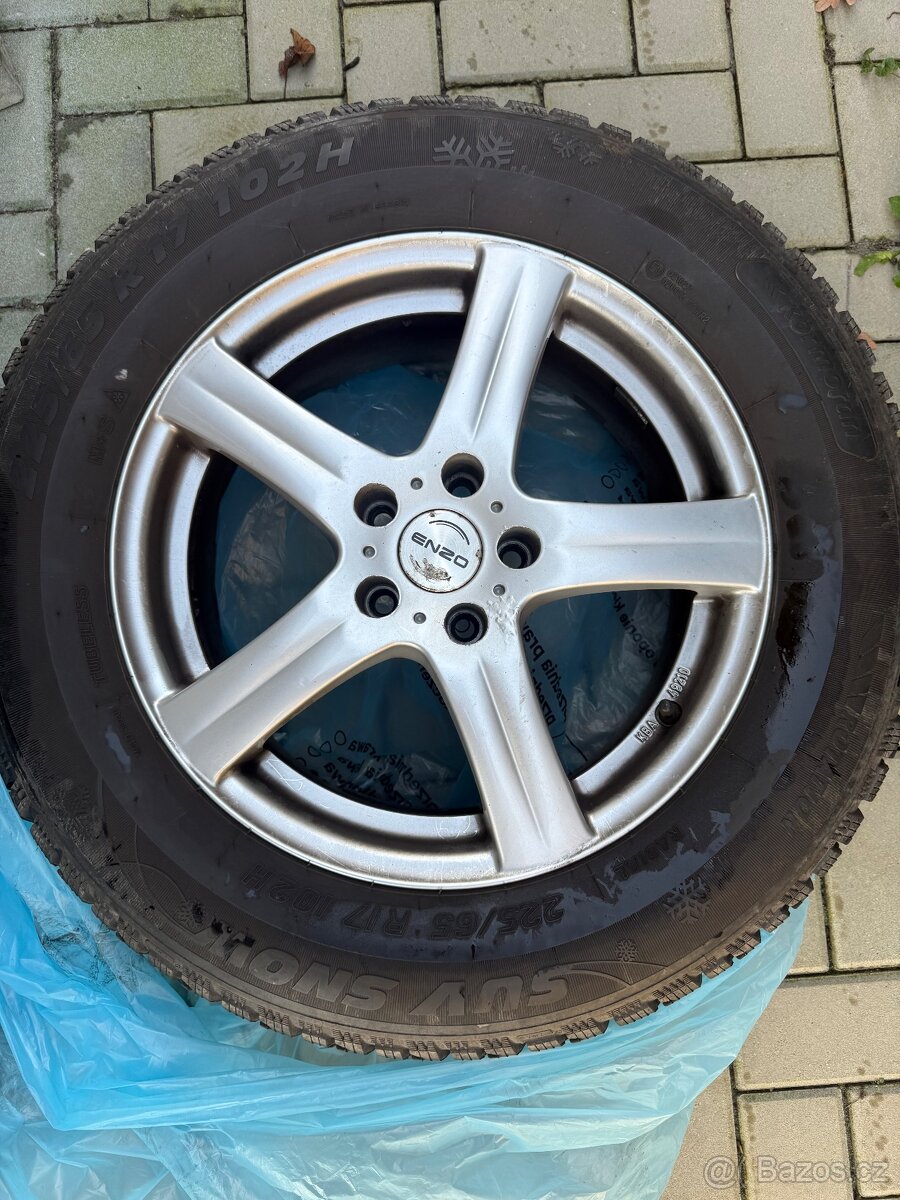 Zimní kola 225/65 R17 102H - 2