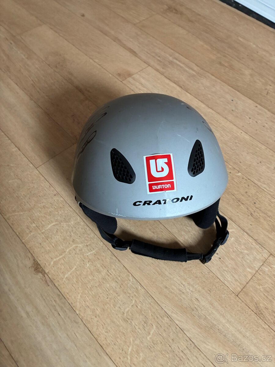 Lyžařská helma - 2