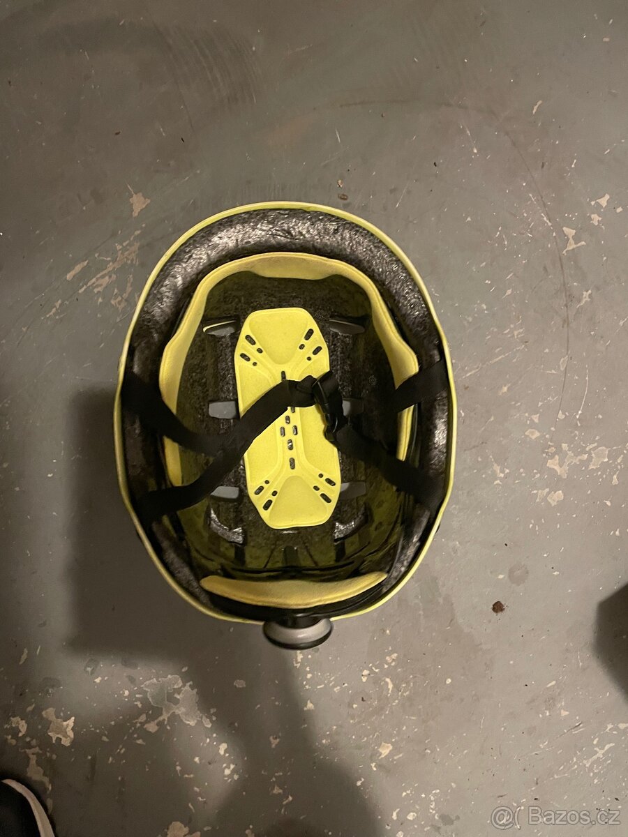 Dětská helma btwin - 2