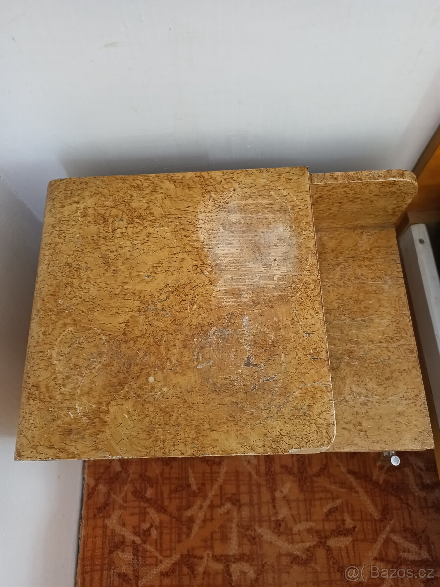 Noční stolek (nízký) - 2