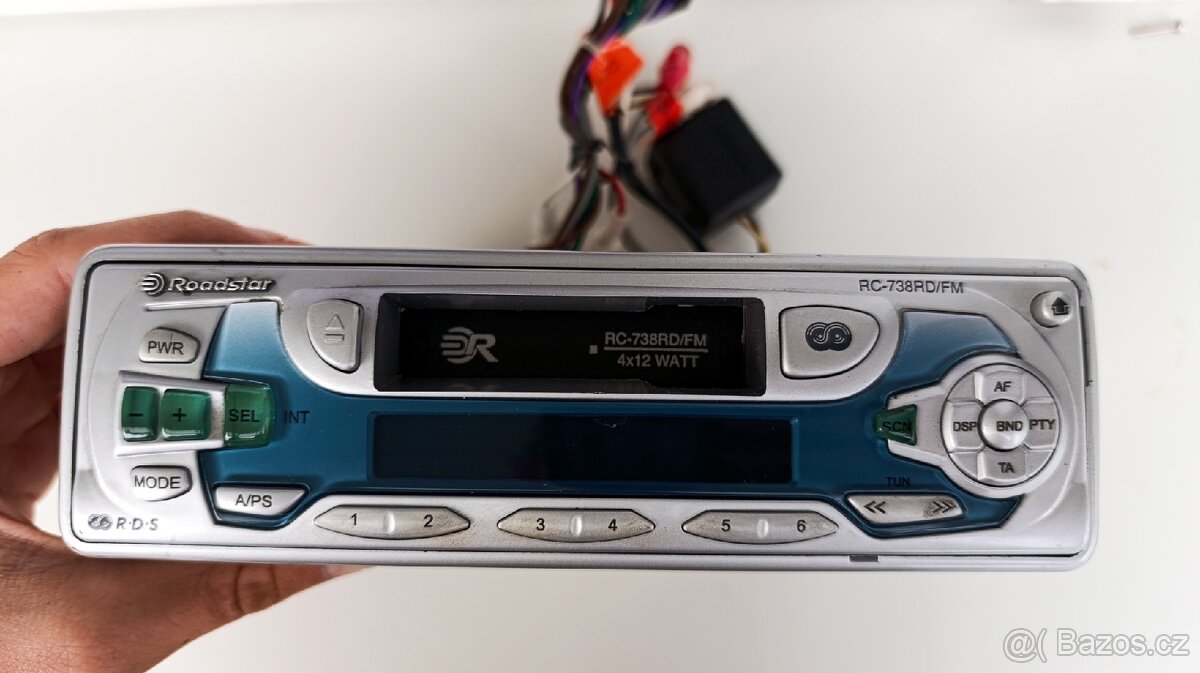 Prodám autoradio ROADSTAR - 2