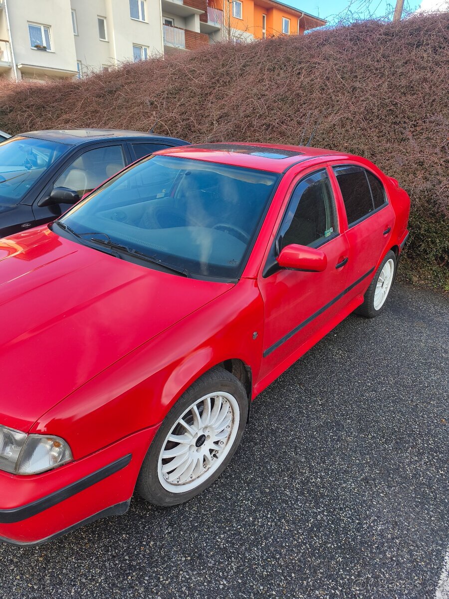 Škoda Octavia 1 - 2