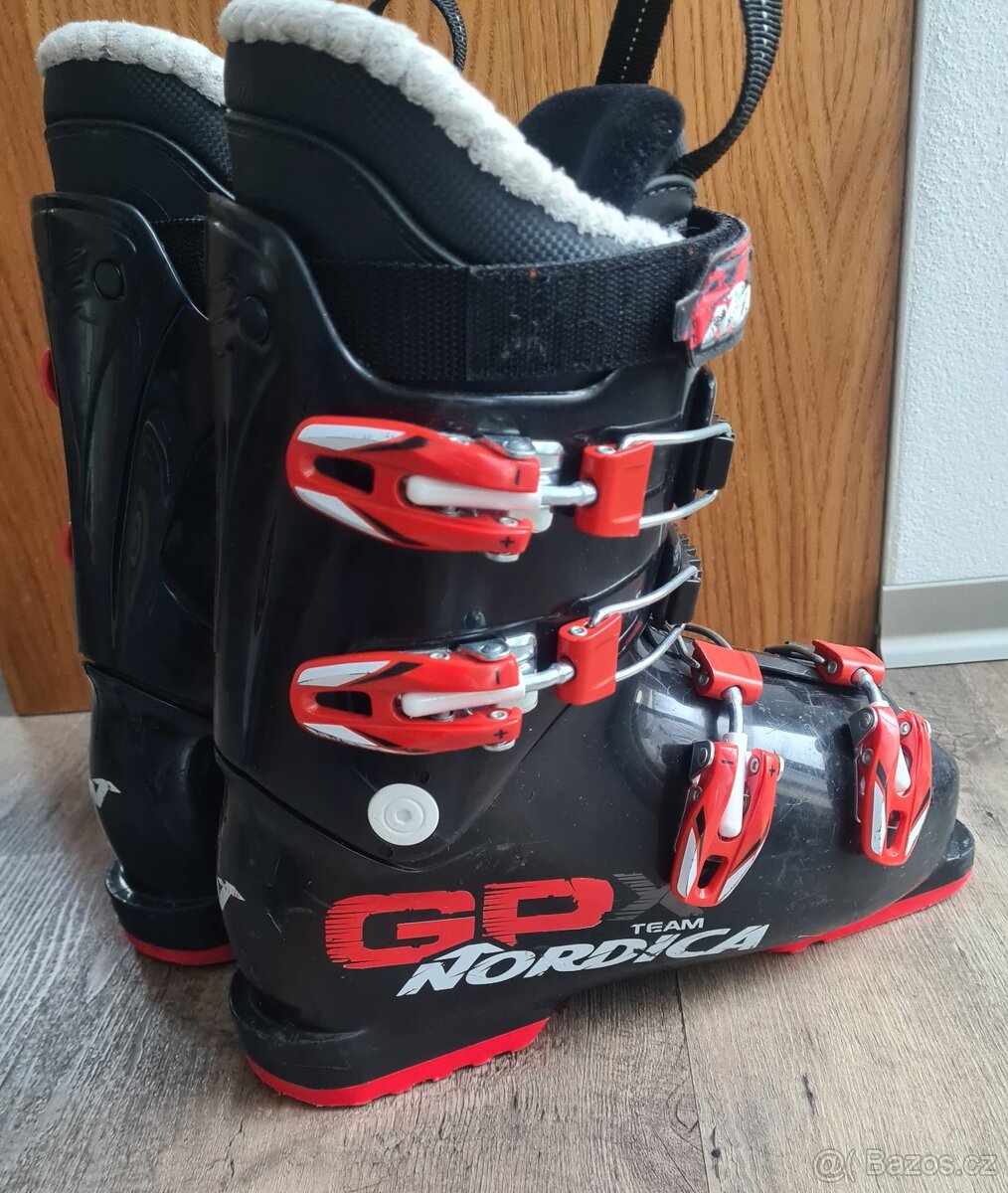 Lyžáky Nordica, vel.24,5 cm - 2